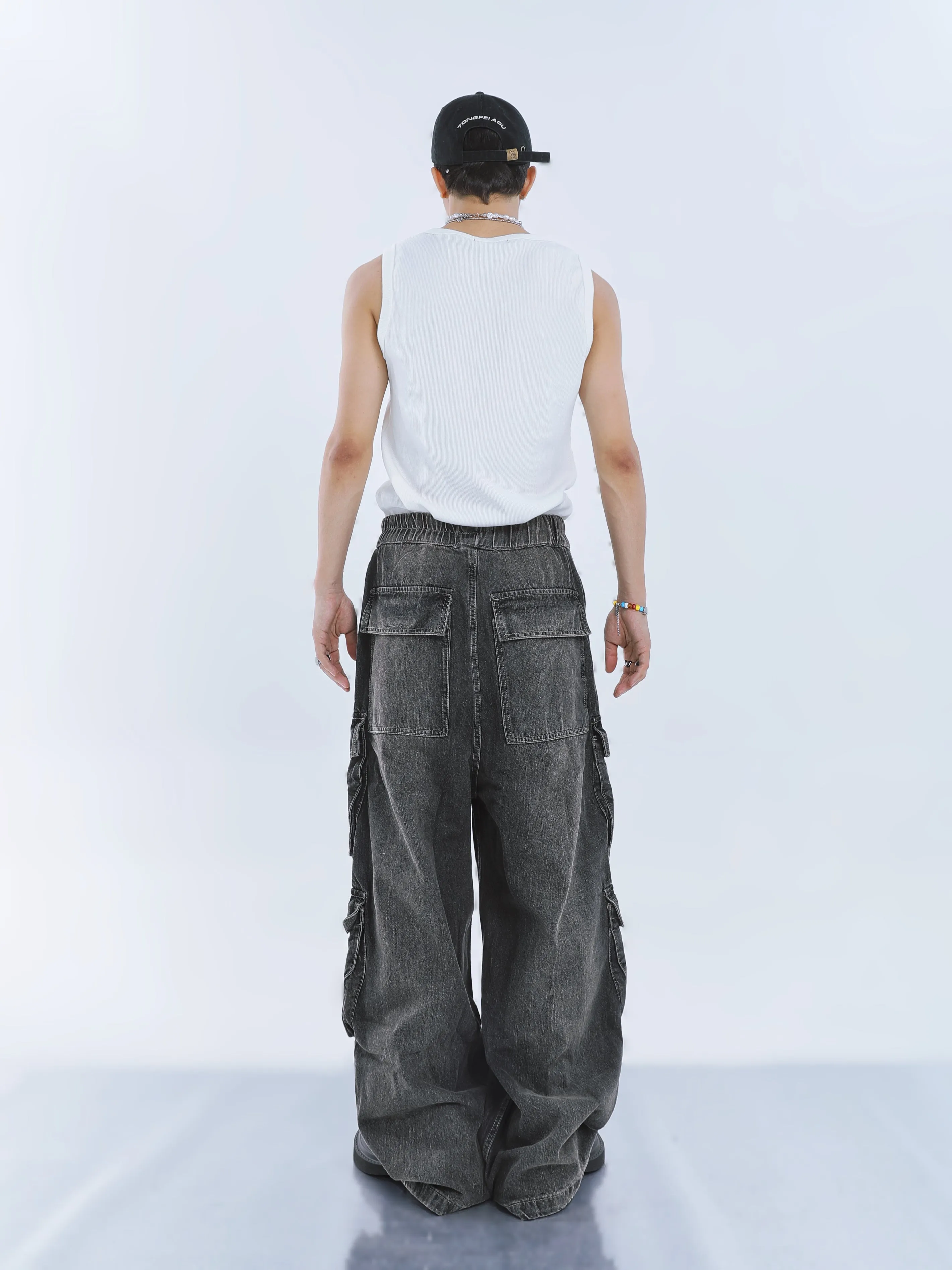 【23s September.】Large Pockets Cut Into Wide-leg Jeans