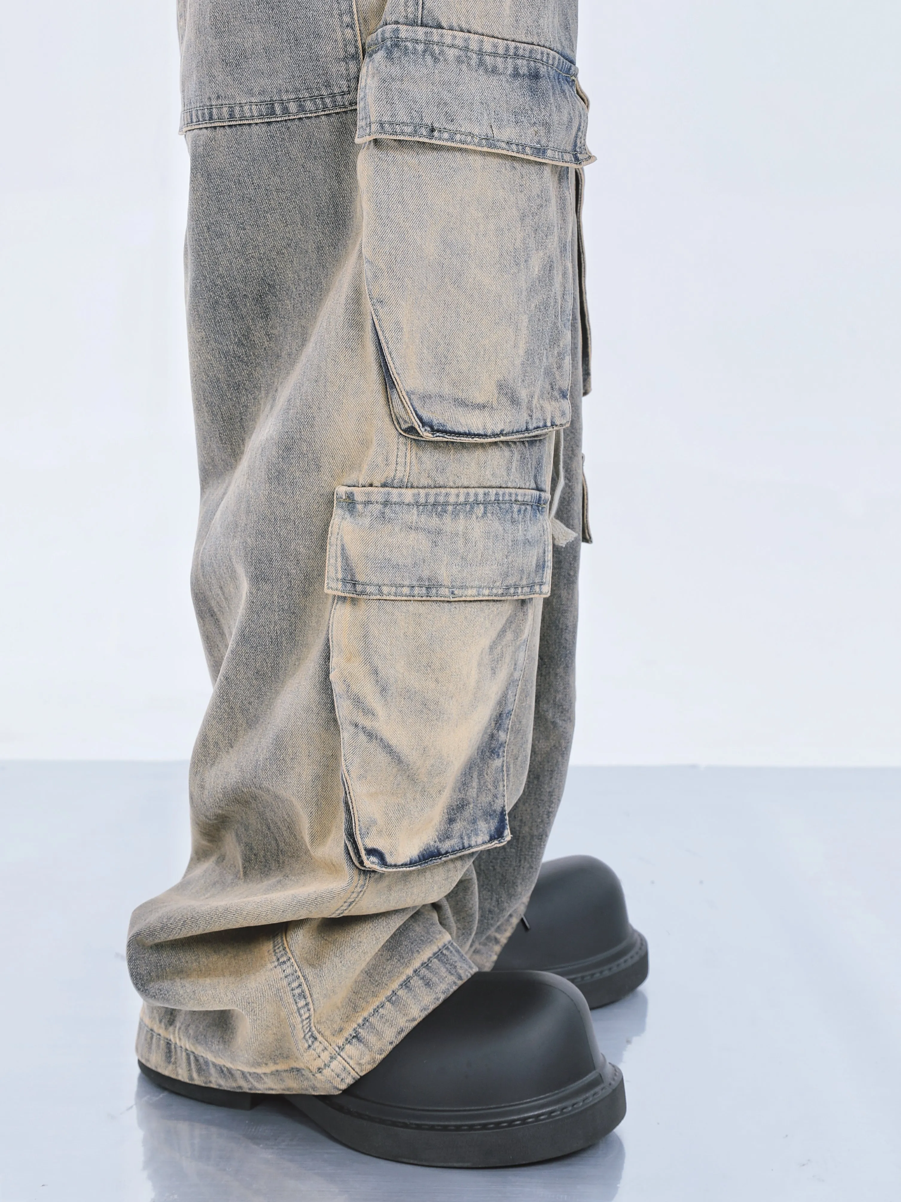 【23s September.】Large Pockets Cut Into Wide-leg Jeans